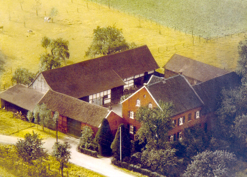 Holzbüttgen, Großer Mühlenweg; Bauernhof der Familie Pannenbecker im Jahr 1970 (Stadtarchiv Kaarst D 3-3 Nr. 872)