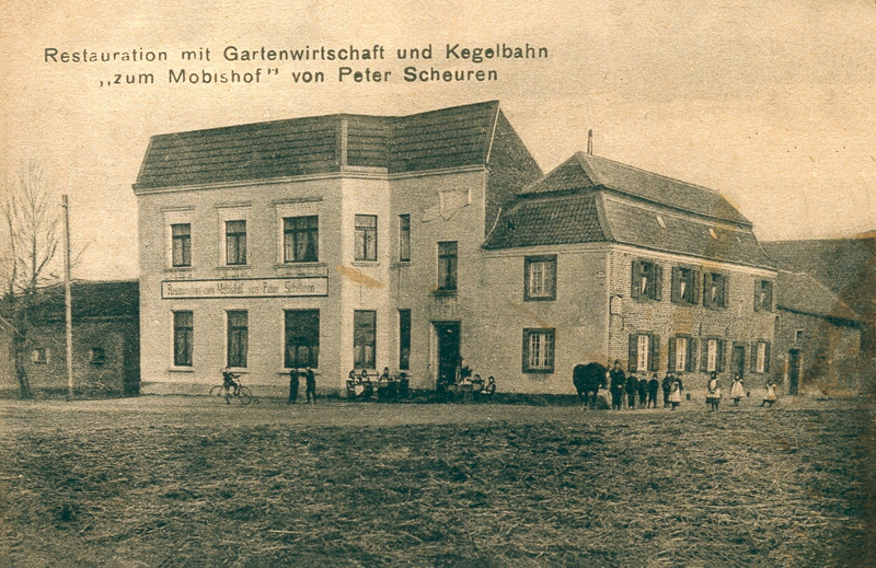 Kaarst, Der Maubishof, hier noch „Zum Mobishof“ genannt, in den 1920er Jahren (StA Kaarst D3-3-101).